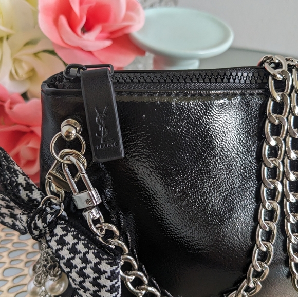 Yves Saint Laurent pouch - Picture 7 of 11